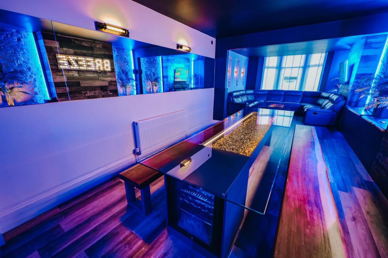 Breeze Blackpool Luxury Suites Exteriör bild
